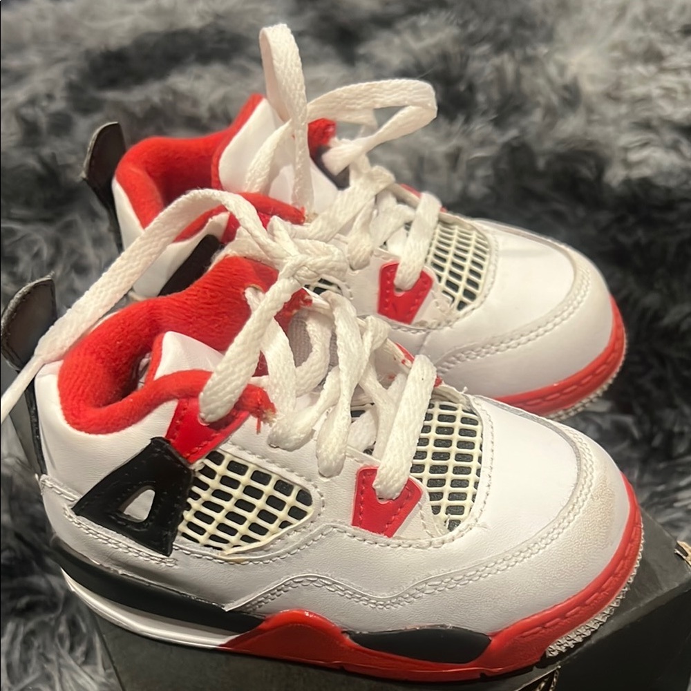 Jordan 4 Retro TODDLER Sneakers